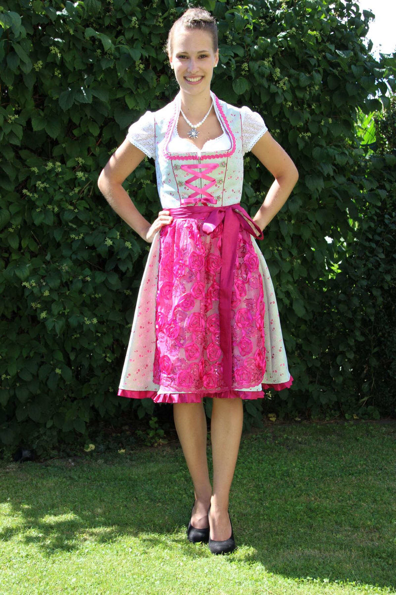 Festliches Dirndl von Trachten Dexel Trachtenstoffe-Dirndl-Lederhosen